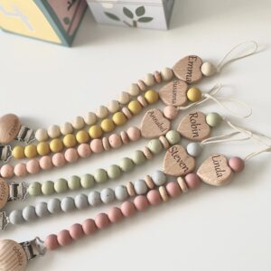 Nimeline lutikett beebile - valmistatud käsitööna Eestis