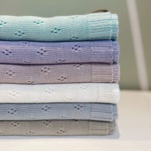 Bambuslõngast kootud beebitekk "Diamond"