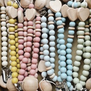 Lutikett beebile – valmistatud käsitööna Eestis